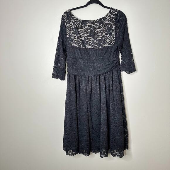 Kiyonna Luna Lace Cocktail Midi Dress - Picture 4 of 9